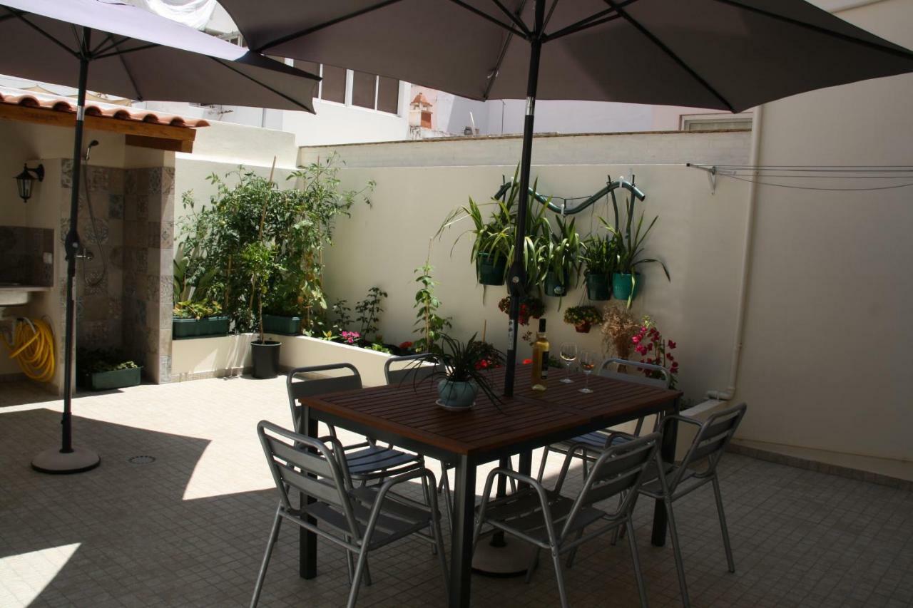 Appartamento House Of Orchids With Patio Vila Real de Santo António Esterno foto